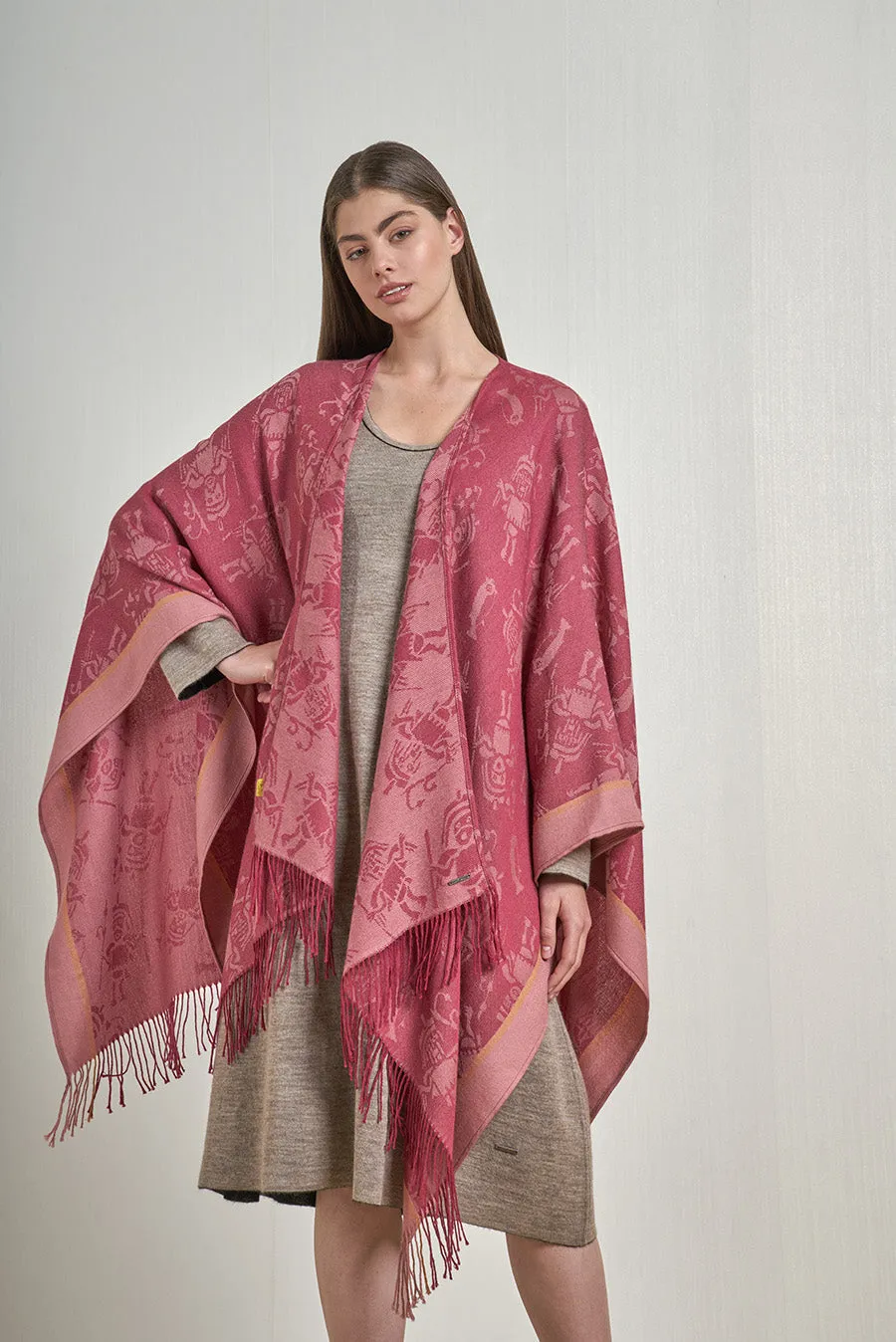 Nazca - 44 Cape Royal Alpaca Color Fucsia