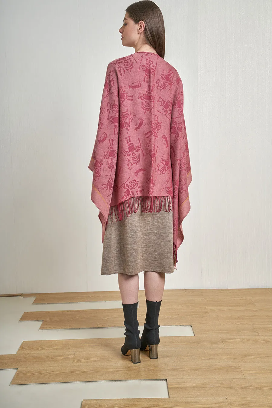 Nazca - 44 Cape Royal Alpaca Color Fucsia